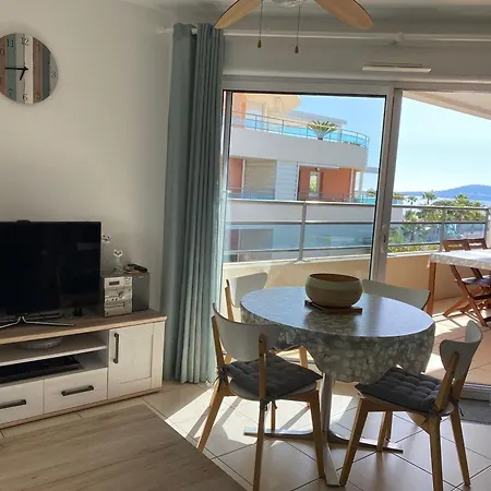 Apartment Bel Climatise A Avec Parking - Fr-1-604-58 Meze